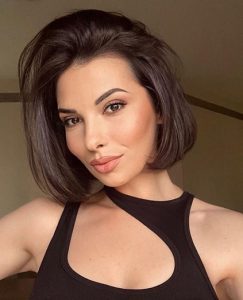What To Tell Your Stylist For A Perfect Bob